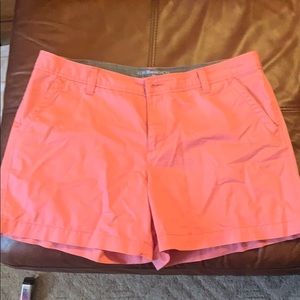 GH Bass salmon pink shorts